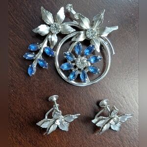 Vintage Screw Back Earring Bugbee&Niles BN Floral Silver & Blue Pin/Pendant Set